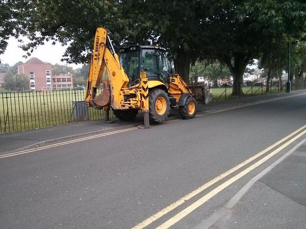 Are you parked illegally if some of your wheels aren't on the ground ? #bromsgrove  - embedded image