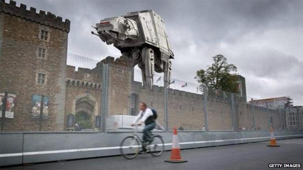 RT I see the security in Cardiff has been stepped up #NATO  - embedded image