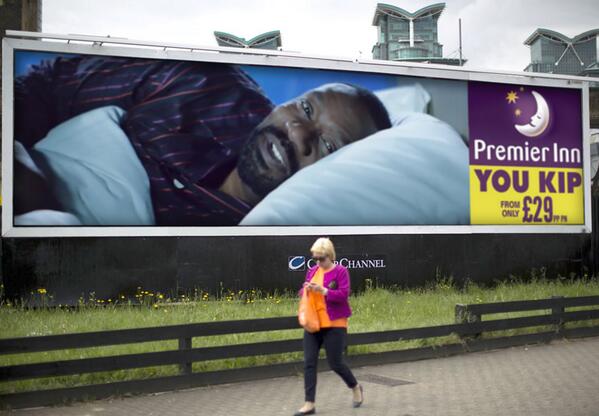 RT Hey @ITISLENNYHENRY. You've got to to see this. Genius  via @beaubodor #YouKip - embedded image