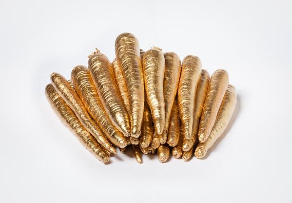 RT #AppleWatch comes in 18 carat gold. http://t.co/NoRyF58QZ0 #AppleLive #AppleWatchEvent  - embedded image 