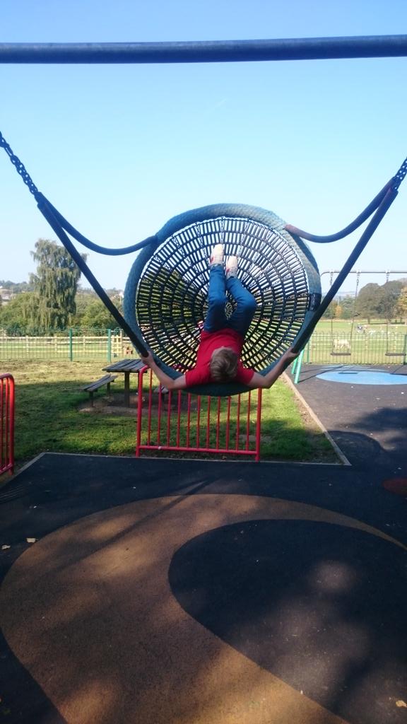 Upside down boy.  - embedded image 