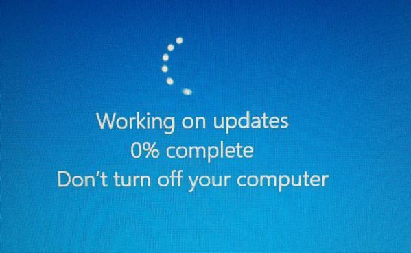 Guess which image came first ? (Hint: it wasn't the 0% one). #Windows10Fail  - embedded image 2
